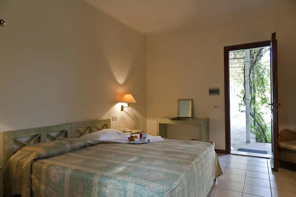 Hotel La Conchiglia Fregenae Italy